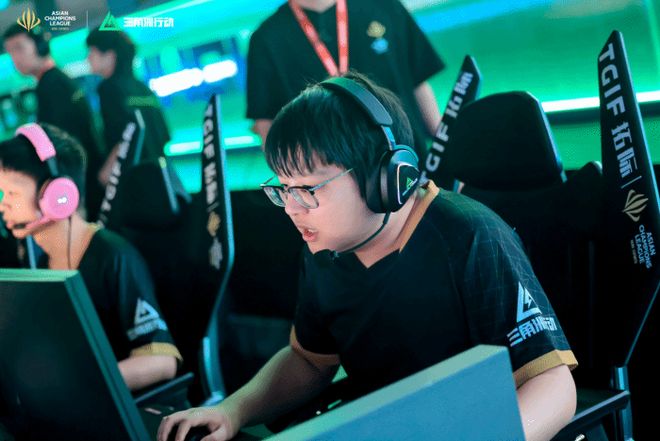 持续保持防 持续保持防