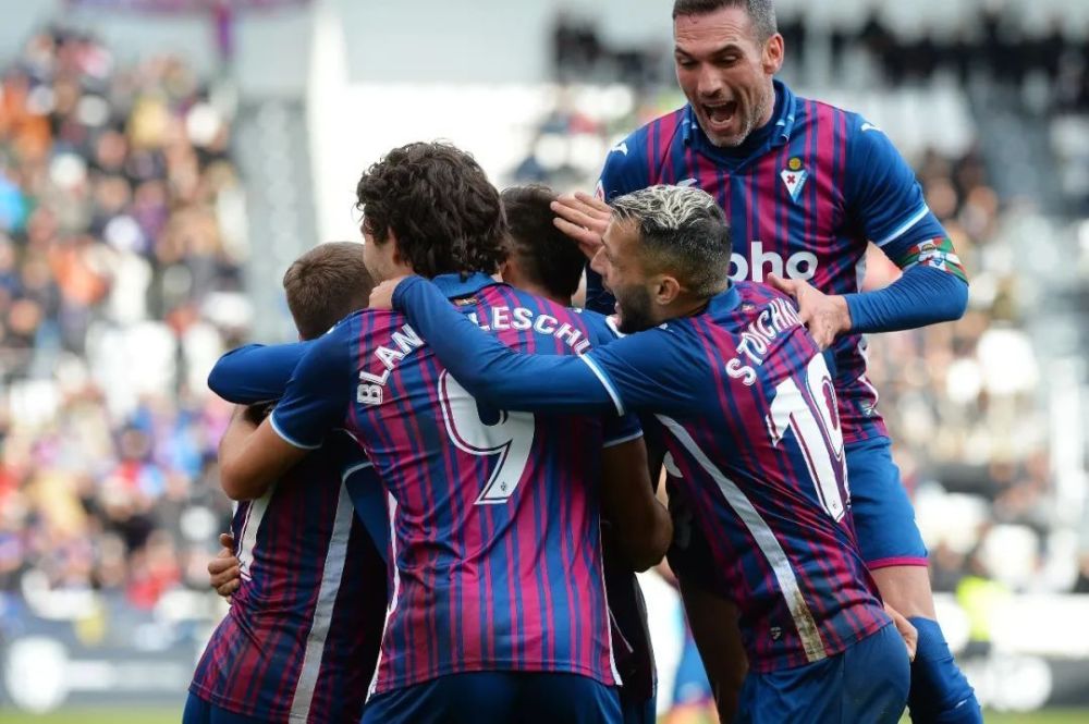 但结合他的 但结合他的